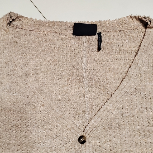 Urban outfitters oversized top - Picture 4 of 9